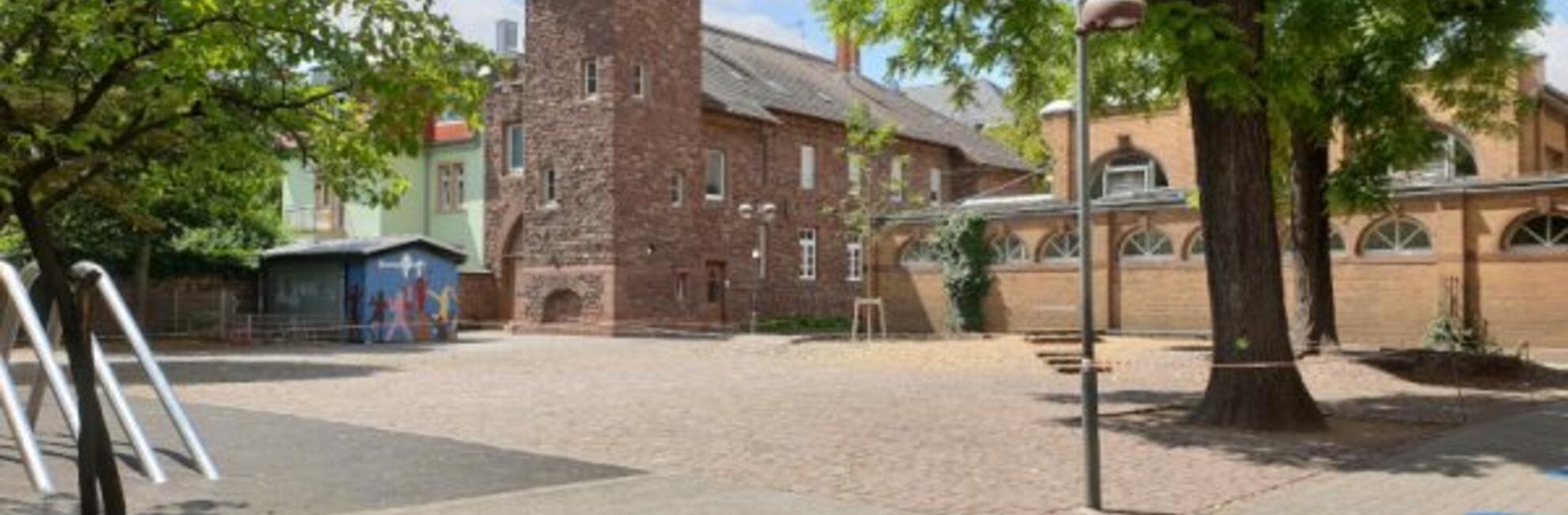 Schule Außenansicht